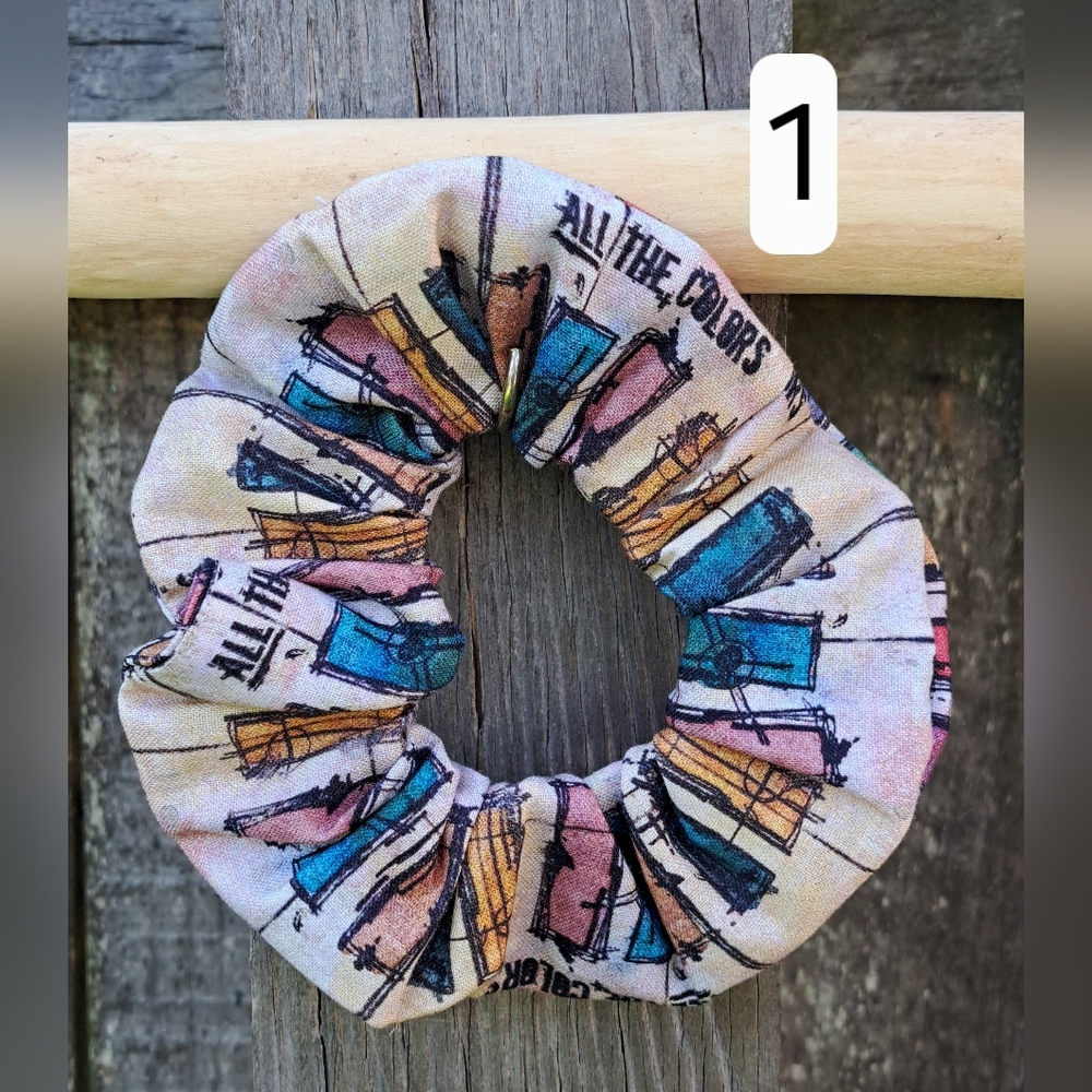 ONE Scrunchie Hair Tie Cotton Multicolor Black White Script Prints - Picture 5 of 7